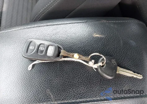 2013 Hyundai Genesis 2.0T z USA, uszkodzony, nr VIN KMHHT6KD5DU091418